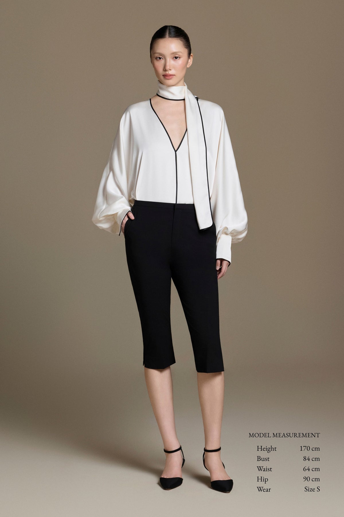 Sleek Capri Pants | 04-sleek-capri-pants