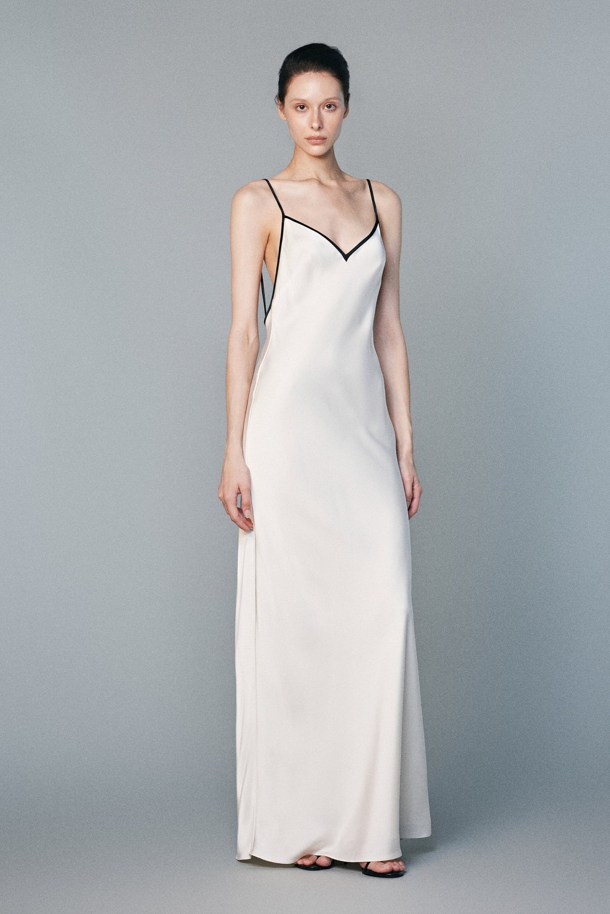 Épure Black-trimmed Silk Dress | 04-epure-black-trimmed-silk-dress