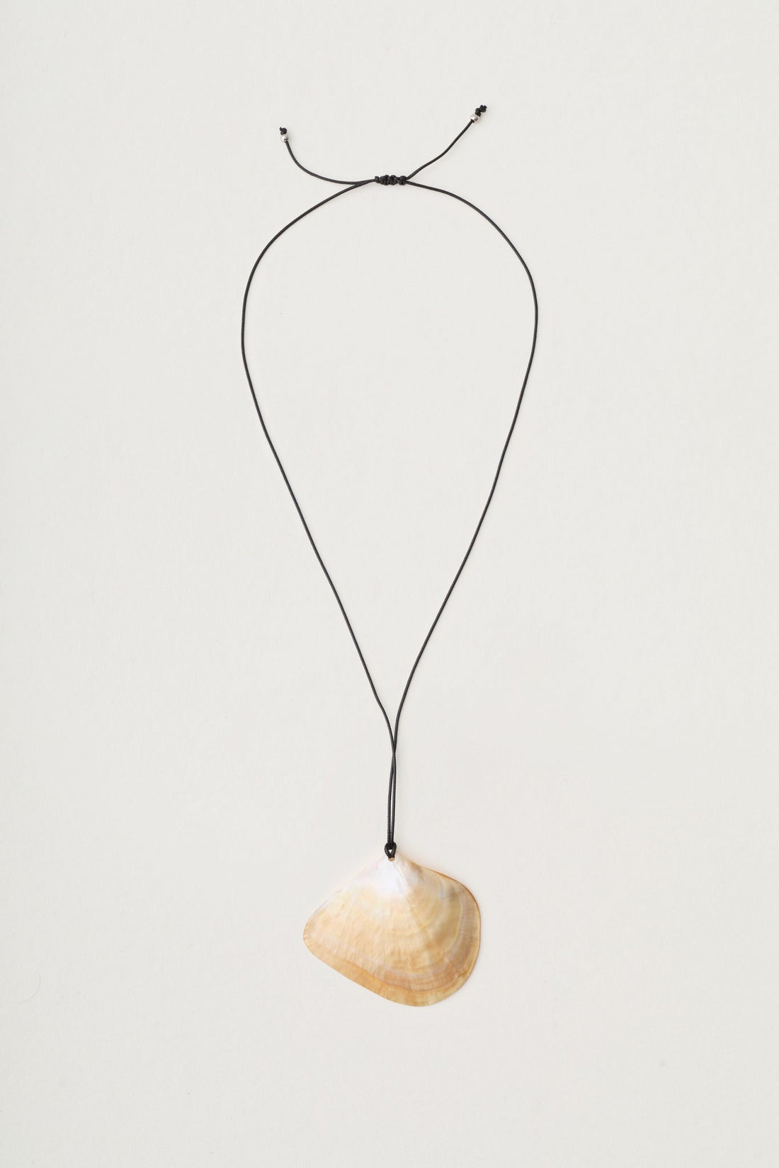 NECKLACE SHELL