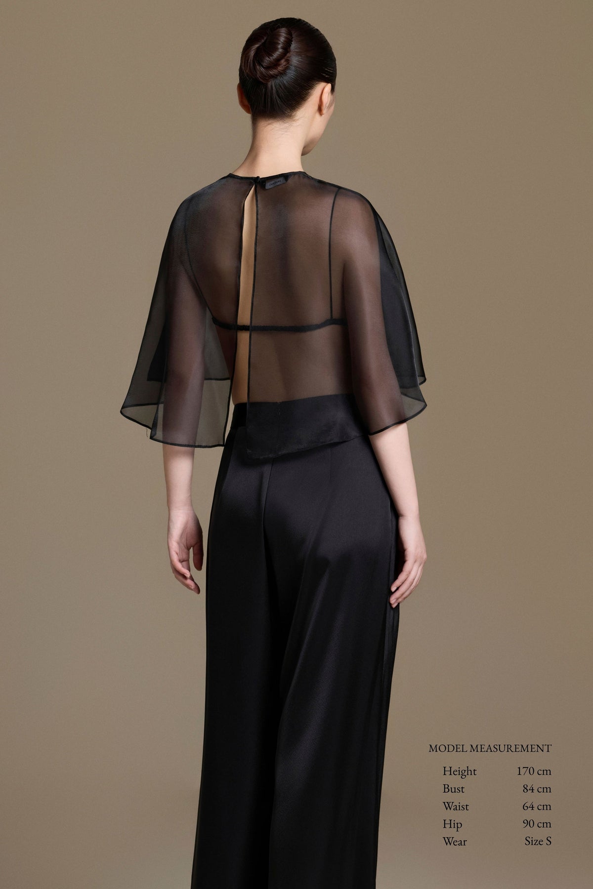 Airy Black Mini-cape | 07-airy-black-mini-cape