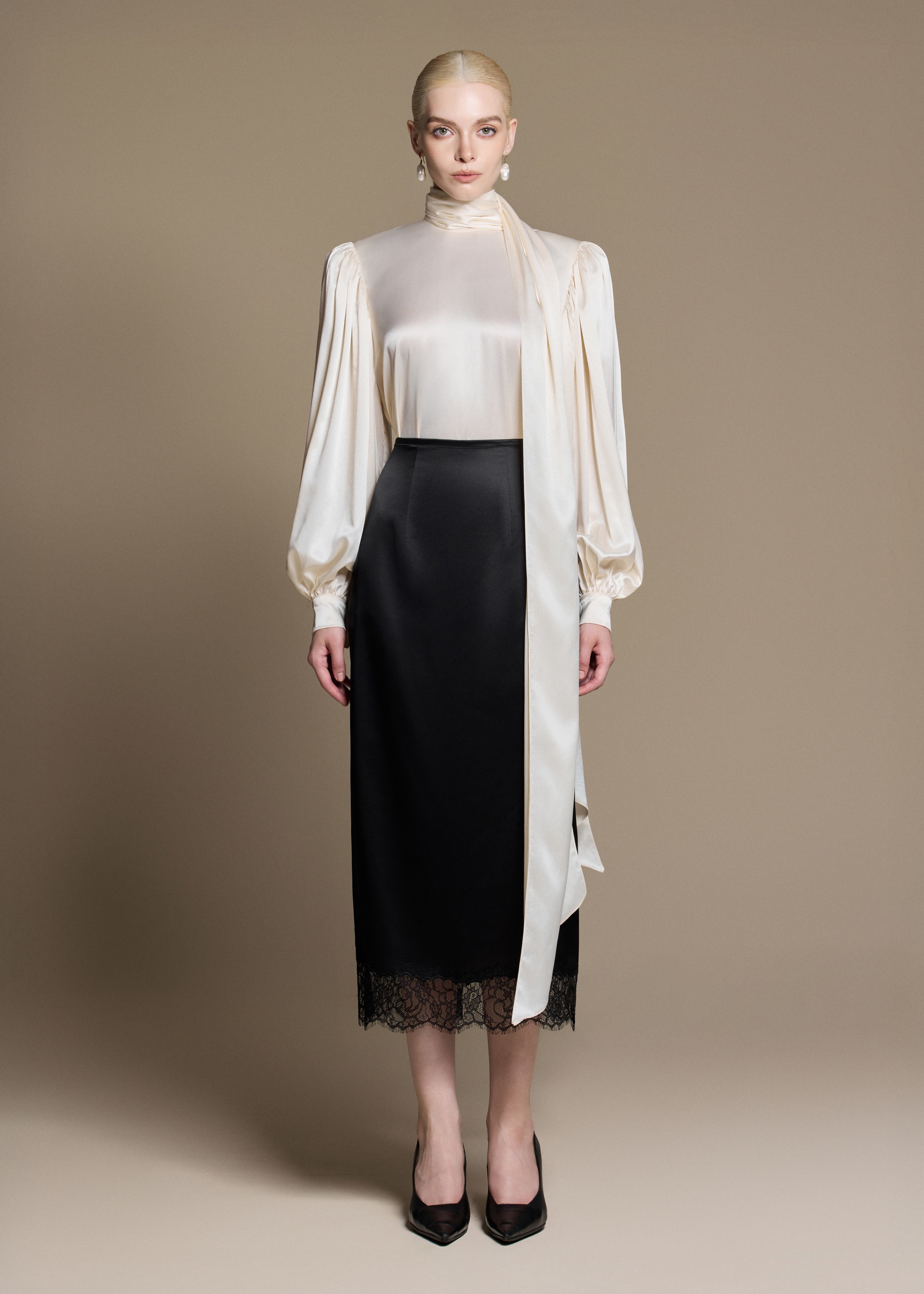 Noir Skirt 