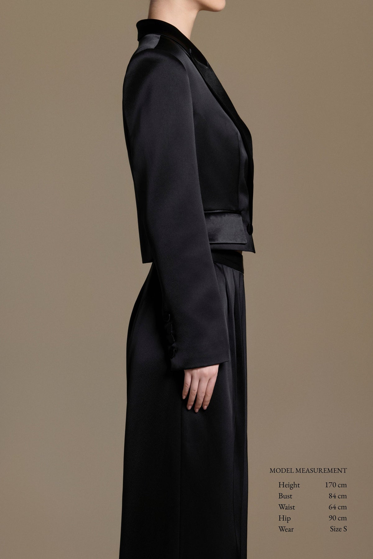 Sublime Cropped Blazer | Catalogue 07